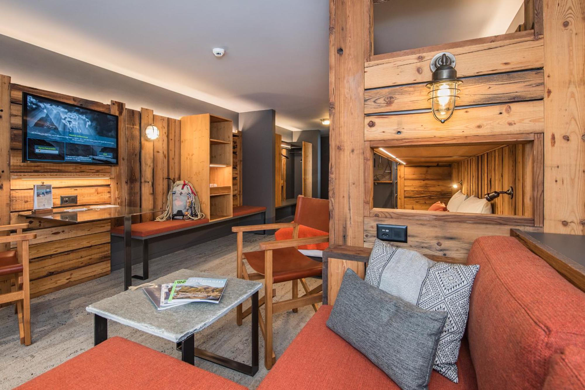 צרמט Basecamp Hotel מראה חיצוני תמונה