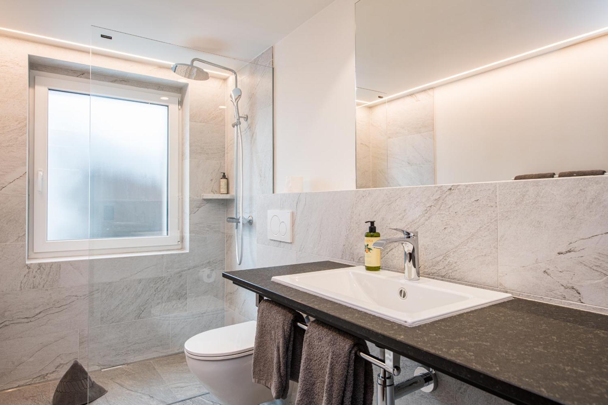 צרמט Basecamp Hotel מראה חיצוני תמונה