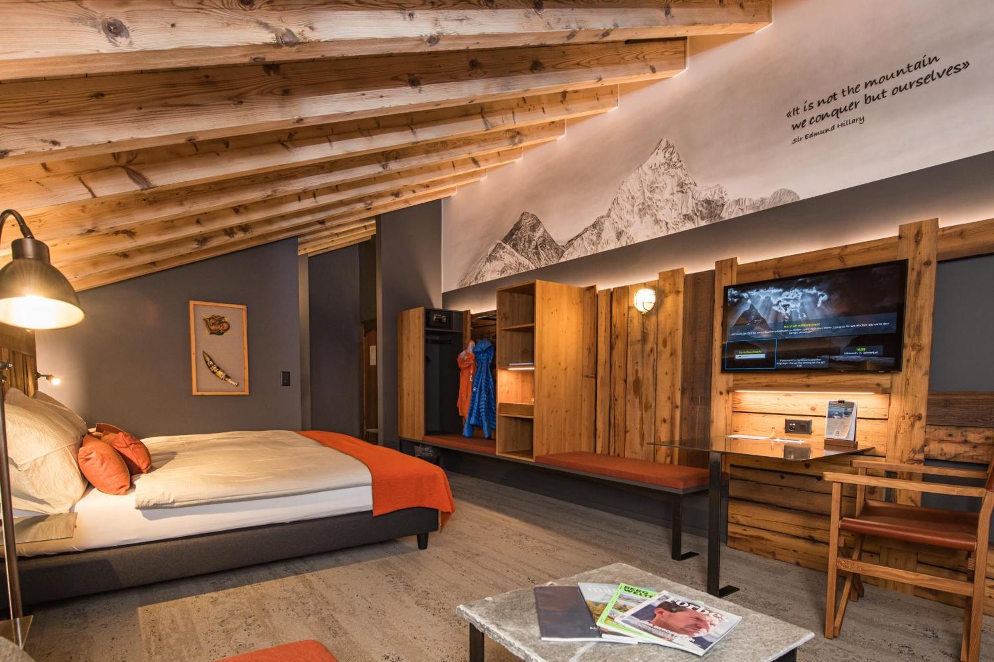 צרמט Basecamp Hotel מראה חיצוני תמונה